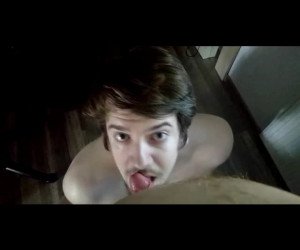 Amateur Porn: deepthroating blowjob