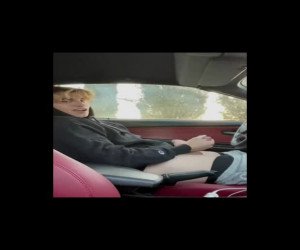Amateur Porn: jerking off in car