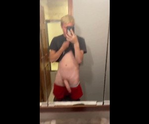 Amateur Porn: big cock amateur twink