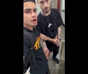 Amateur Porn: hot twinks amateur cruising sex