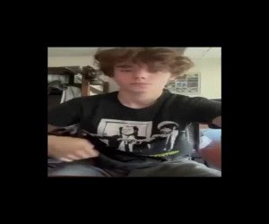 Amateur Porn: masturbating on webcam